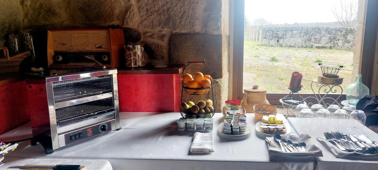 Casa Rural Pazo San Damian Amoeiro Екстериор снимка